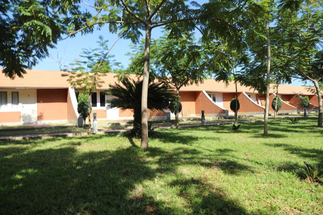 Celebrity Resort Chennai Tambaram Екстериор снимка